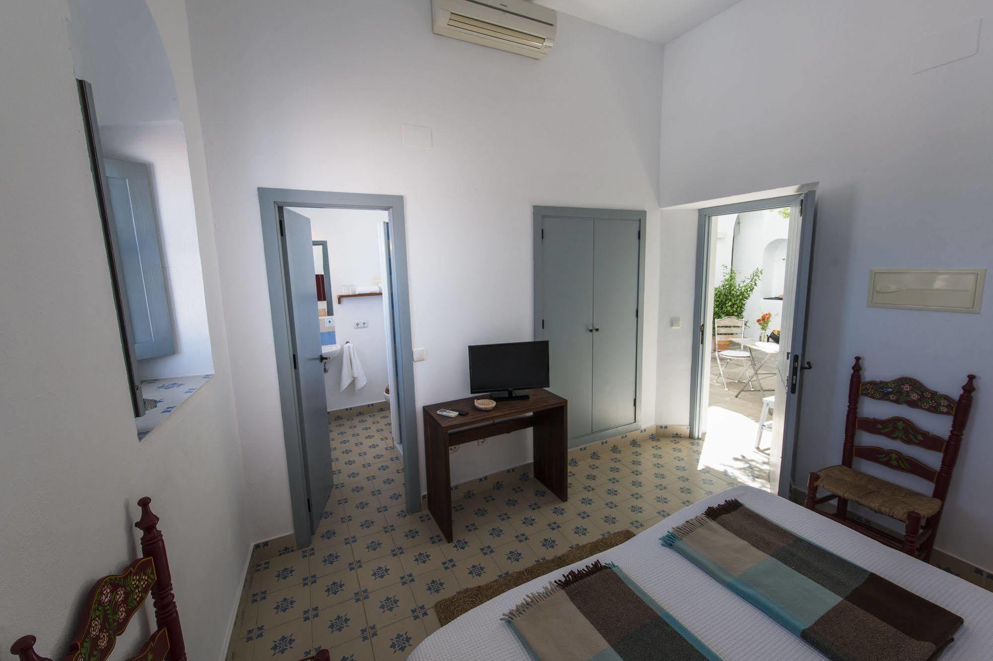 La Botica De Vejer Hotel Vejer de la Frontera Luaran gambar